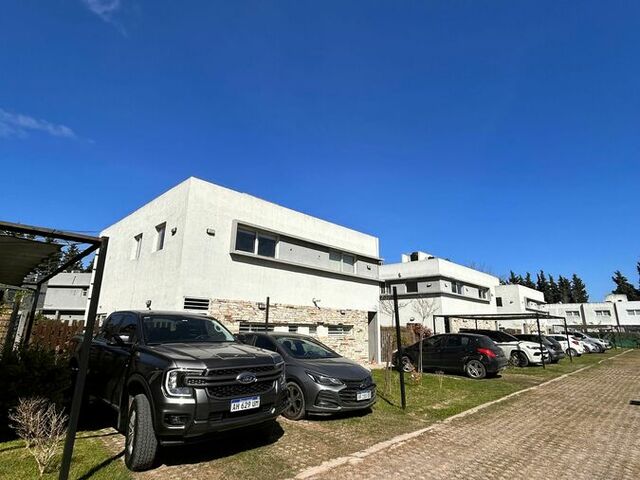 Img 20251002 wa0017